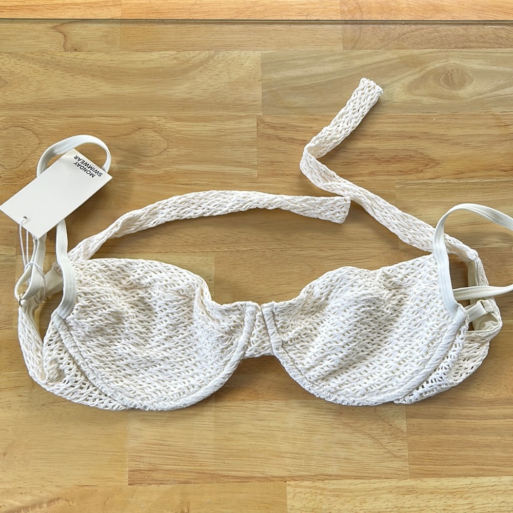 Monday Swimwear Maui Top